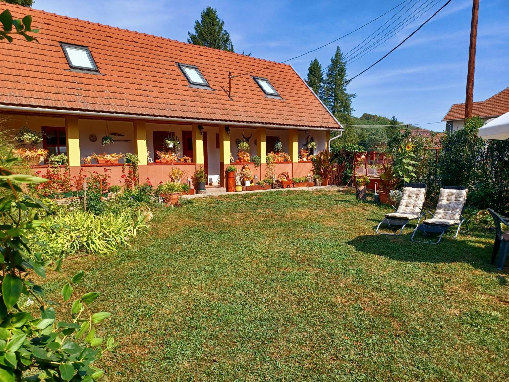 Apartamento Tulipán Ház Bodony Exterior foto